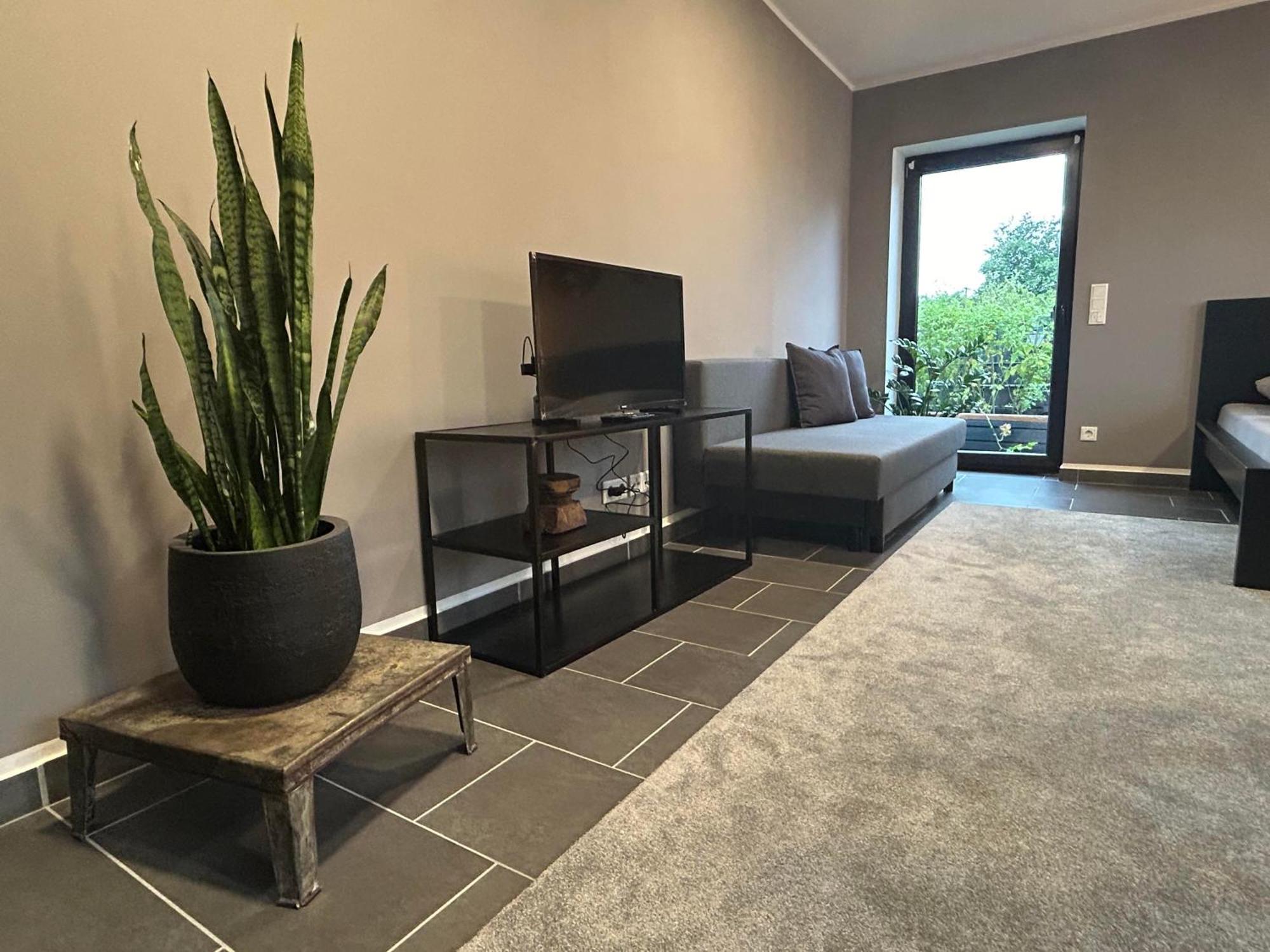 Cosy Bungalow-Apartment In Ruhiger Toplage - Naehe Duesseldorf Κρέφελντ Εξωτερικό φωτογραφία