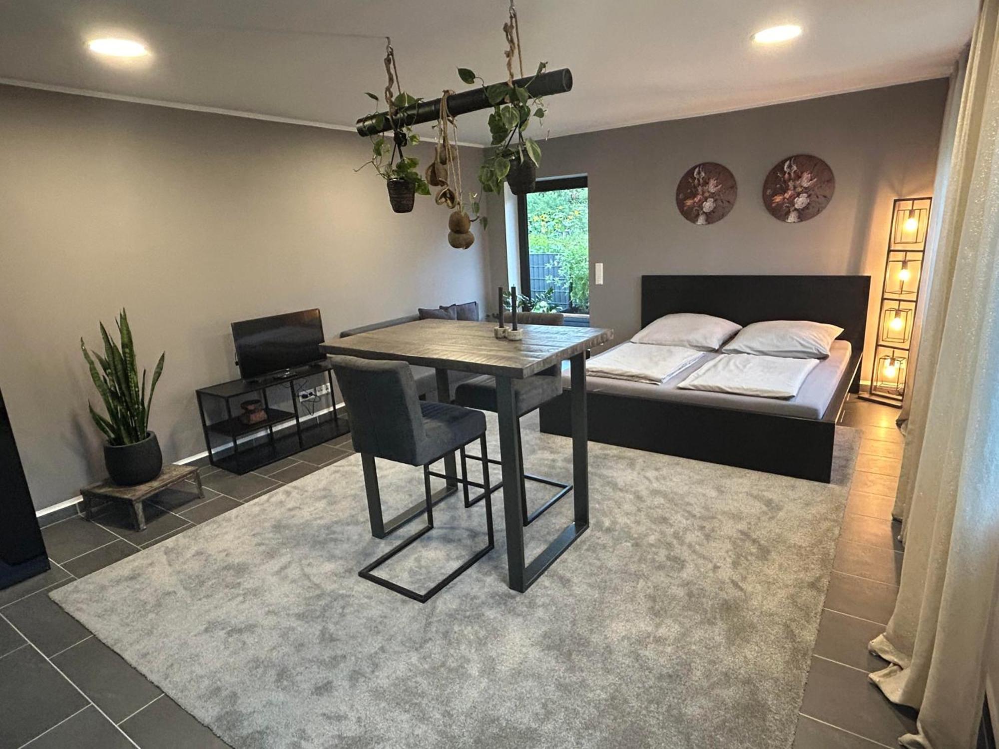 Cosy Bungalow-Apartment In Ruhiger Toplage - Naehe Duesseldorf Κρέφελντ Εξωτερικό φωτογραφία
